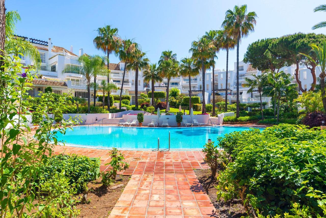 Elviria Playa White Pearl Beach Марбеля Екстериор снимка
